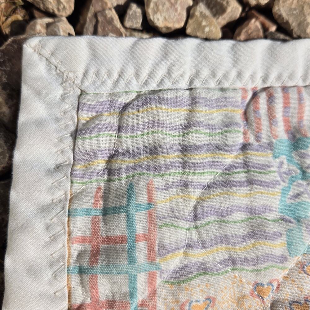 Vintage Baby Quilt‎ Soft Pastel Colors Nursery Cottagecore Approx. 42"x33" - Picture 8 of 9